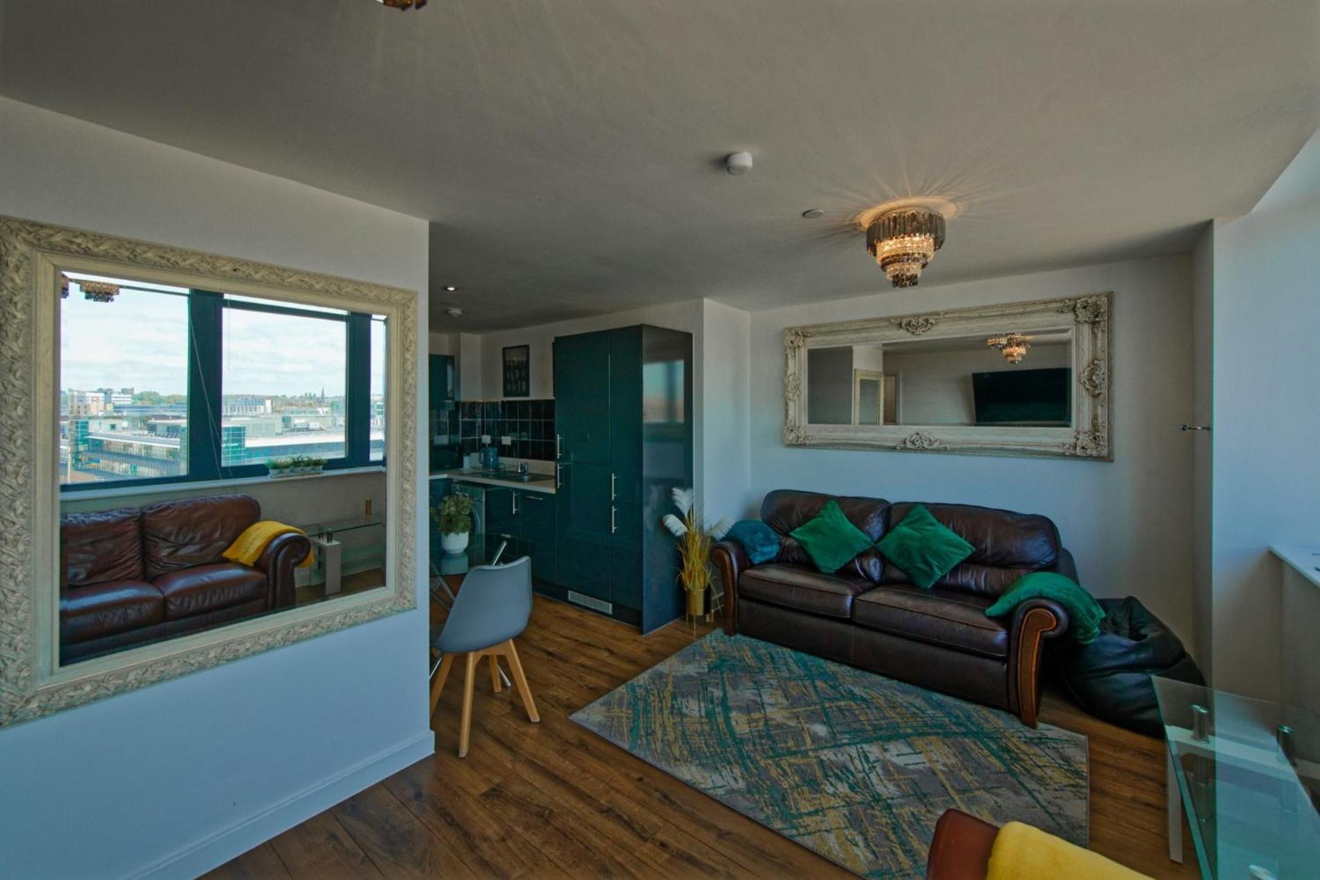 Sidemerseylivings - Central, Bright, And Convenient 2-Bedroom Apartment With Parking Liverpool Esterno foto