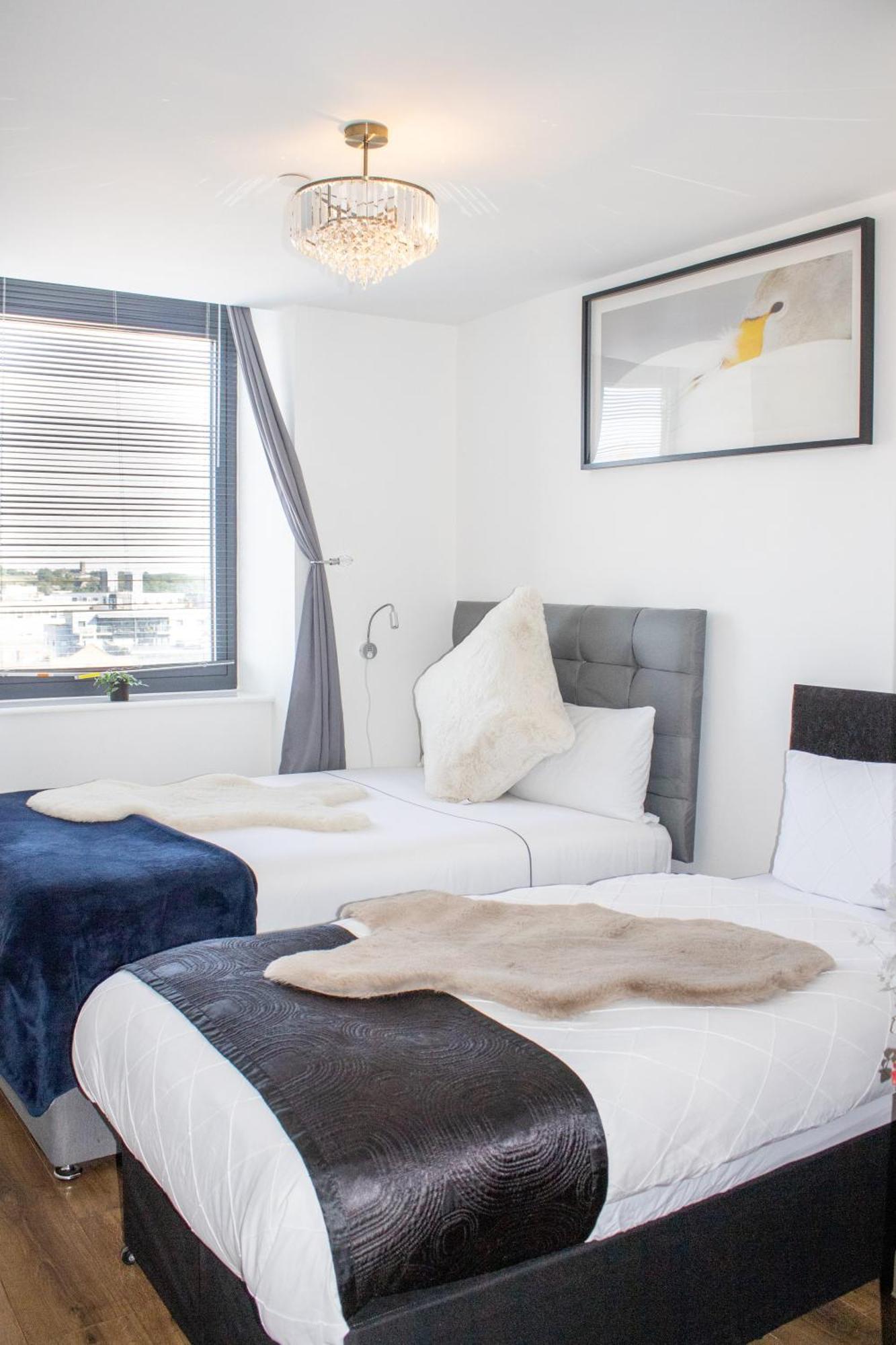 Sidemerseylivings - Central, Bright, And Convenient 2-Bedroom Apartment With Parking Liverpool Esterno foto